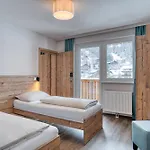 Cooee Alpin 4*