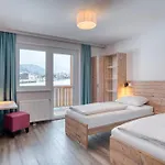Отель Cooee Alpin Бад Кляйнкирххайм