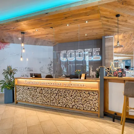 Отель Cooee Alpin Бад Кляйнкирххайм