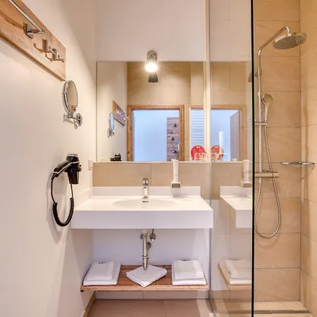 Cooee Alpin Отель Бад Кляйнкирххайм