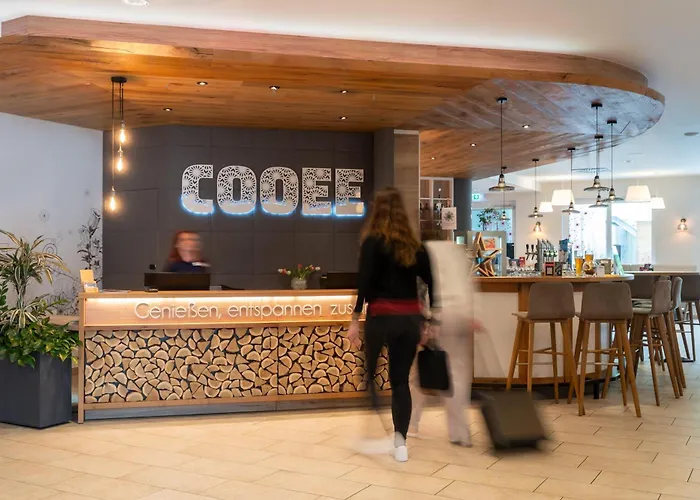 Готель Cooee Alpin Бад-Кляйнкірхгайм